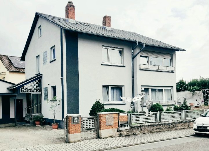 Straßenansicht des verkauften Einfamilienhauses in Lampertheim
